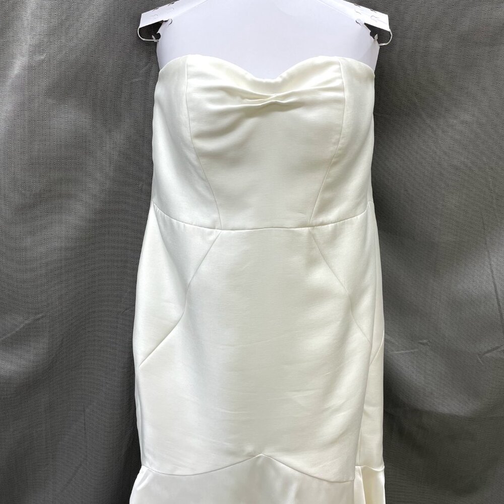 Pronovias "Oberon" Plus Size Mikado Mermaid Wedding Dress - Picture 4 of 13